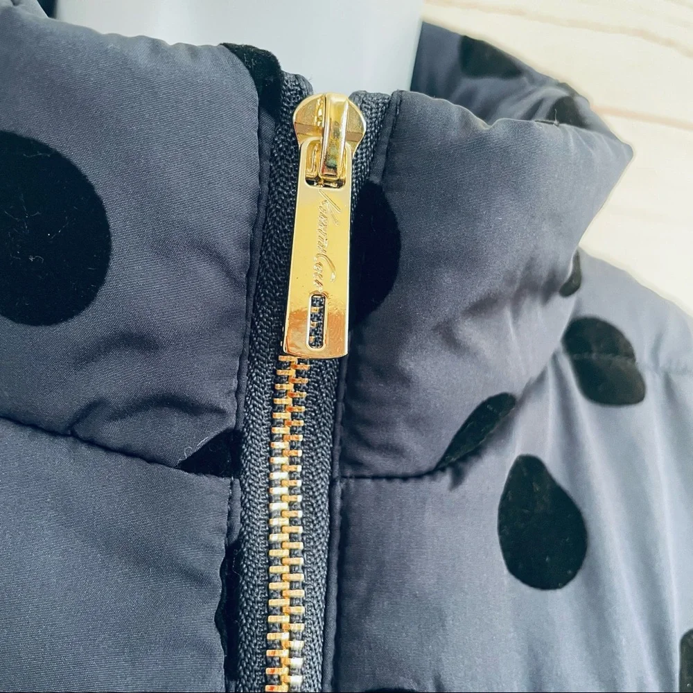 Kenneth Cole New York - Quilted Vest w/velvet dots - Picture 5 of 10